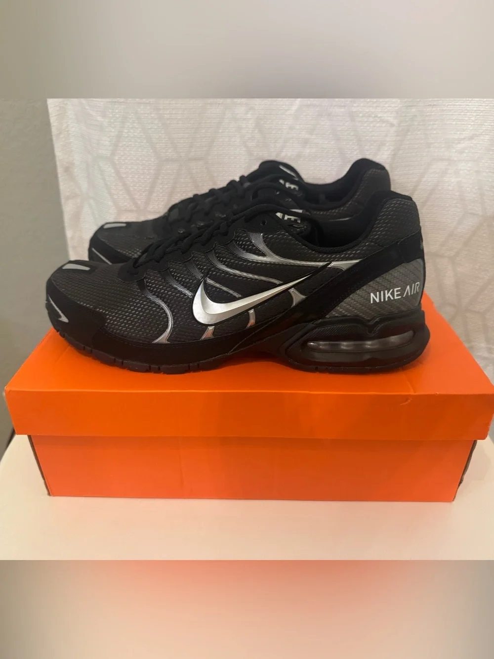 Nike Men’s Air Max Torch 4 Running Shoe- Size 12